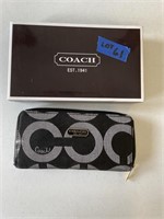Coach Wallet New In box