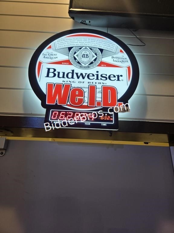 SIGN: Budweiser