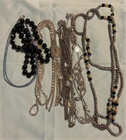 D - MIXED LOT OF COSTUME JEWELRY (J66)