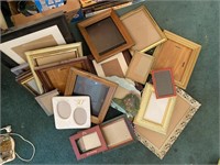Large Variety of Frames