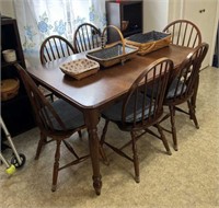 Dinette Table & Chairs