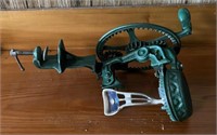 Cast Iron Apple Corer Peeler