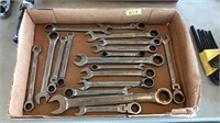 FLAT OF ASST RATCHETING WRENCHES METRIC & STANDARD
