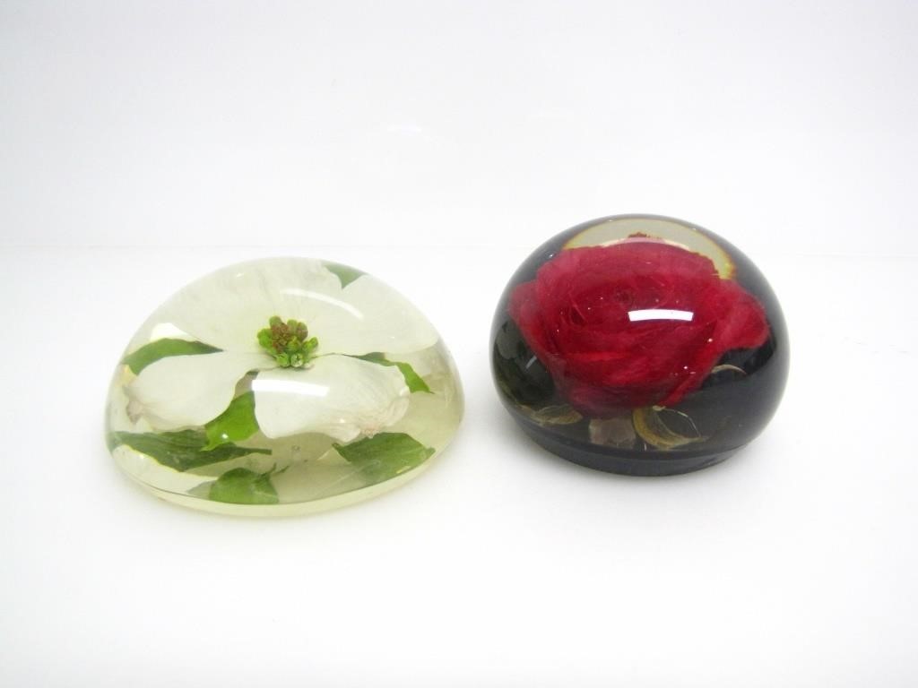 2 ENCASED FLOWER RESIN PAPERWEIGHTS