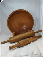 Vintage Wooden Mixing Bowl With 2 Solid One Piece