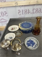8 blue glass plates, Amber glass violin vase &