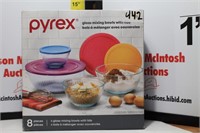 New Pyrex glass mixing bowls with lids