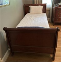 Sleigh Style Twin Bed A