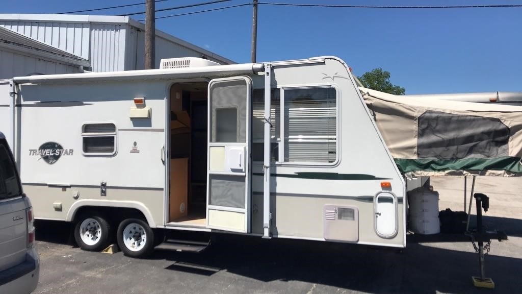 2004 StarCraft RV trailer model 23SRG. ,soft