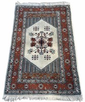 HAND KNOTTED TURKISH RUG