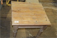Wood table 24x27  23 high