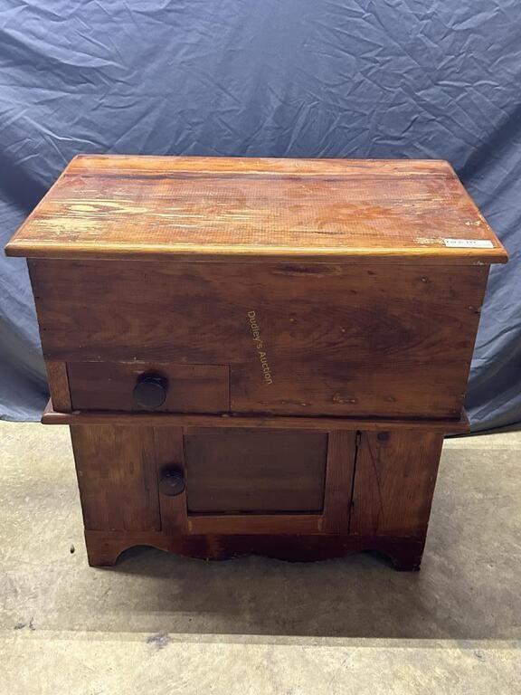 Lift top grain chest with single drawer and single