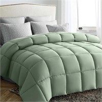 WF716  JUSTLET Comforter, Sage Green, California K