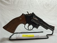 Smith & Wesson model 19-2 357 Magnum serial #