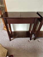 Flip Top Side/End Table