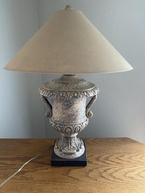 Heavy Western Ceramic Table Lamp