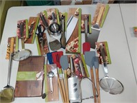 20 ASSORTED KITCHEN UTENSILS  BY "DASH OF THAT"