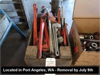LOT, MISC RIDGID PIPE WRENCHES UP TO 48" IN THIS
