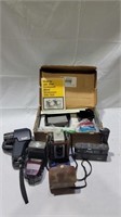 Big lot of vintage cameras and accessories