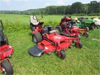 FERRIS PROCUT 61" COMMERICAL MOWER 551 HOURS