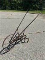 Antique cultivator