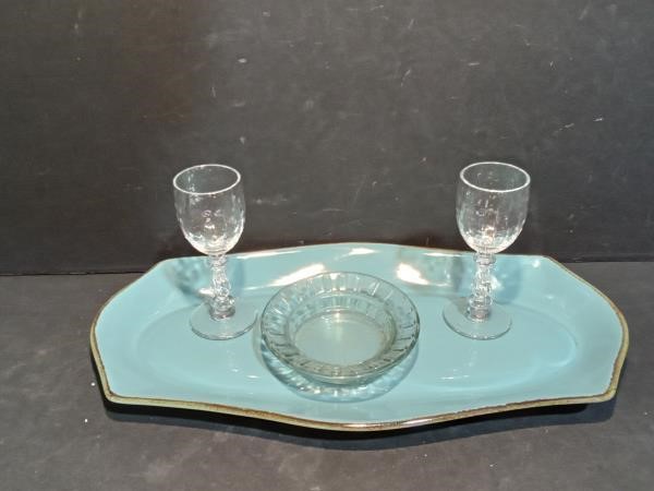 Teal Tray, Ashtray and 2 glasses