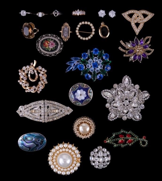 Vintage Brooches & Rings