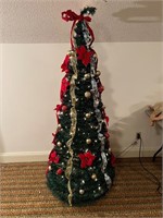 Circular collapsible Christmas  tree