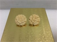Rose Earrings, Scew-back, 1950s Cellulose Plastic