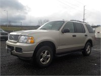 2004 Ford Explorer