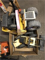 ASSORTED TONKA SANDBOX TOYS