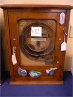 1913 The Amuser Penny Slot Machine w/ Oak Case