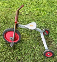 VTG PCA LEARN PLAY HEAVY DUTY TRICYCLE