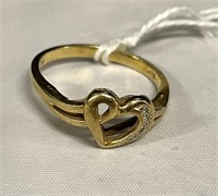 Ladies 10K Gold Ring