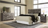 King Ashley Wynnlow 4-Piece Bedroom Group