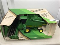 Ertl JD 9600 Combine Collectors Edition, 1/28