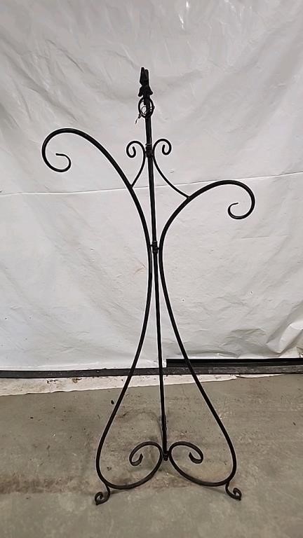 5 ft tall Plant hanger