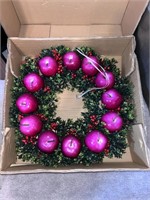 Williamsburg Style Apple Holiday Wreath