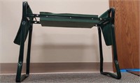 Portable padded Folding Garden kneeler/seat