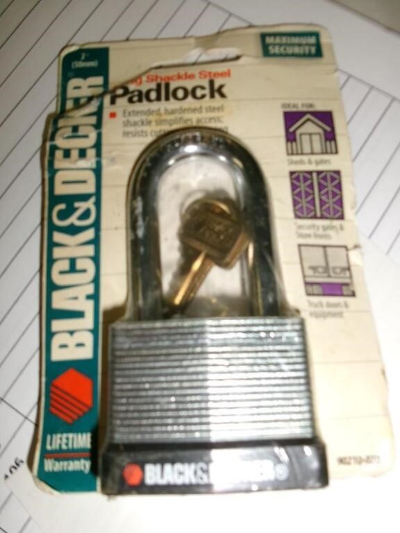 B&D PADLOCK