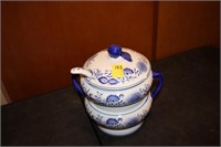 Blue and white tureen dish