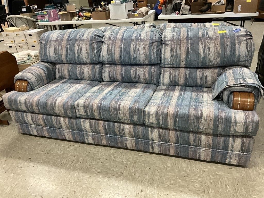 Couch 87" Nice Condition