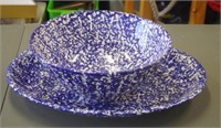 Italian pottery platter and bowl