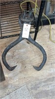 Large Metal Grapplers/ Skidding Tongs