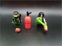 Lego Mini Figure Lot (Driver & Marvel Vilan)