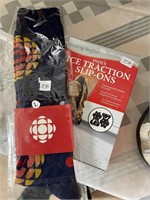 CBC SOCKS WITH ICE GRIPPERS