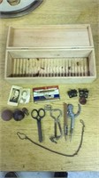 Wooden box with vintage school items ++