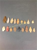 Group of 18 Native American Arrowheads