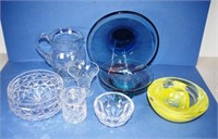 Quantity of various glass and crystal items