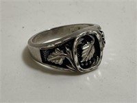 STERLING SILVER RING WITH LEAF MOTIF